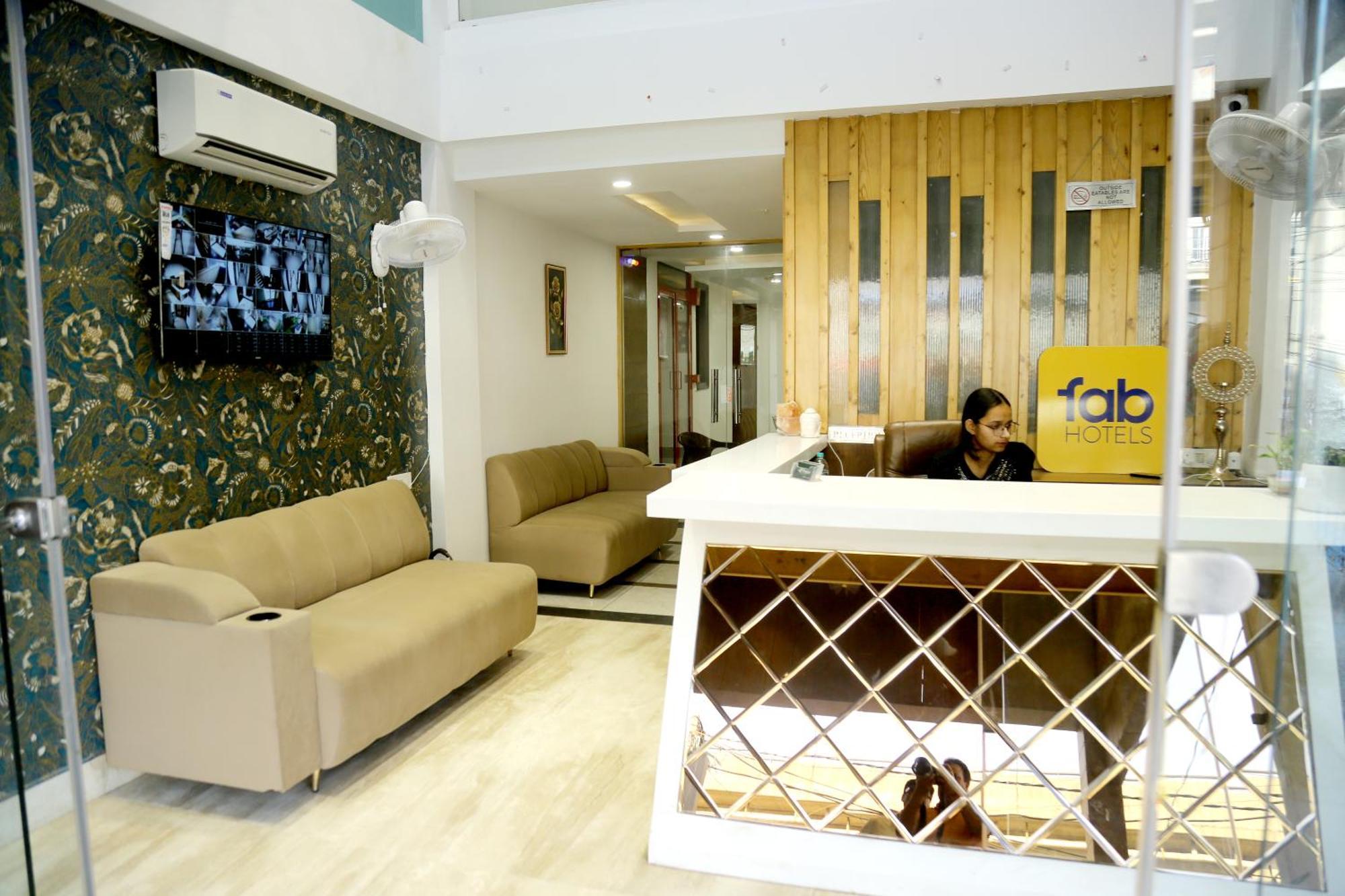 Prism Grand Otel Zirakpur Dış mekan fotoğraf